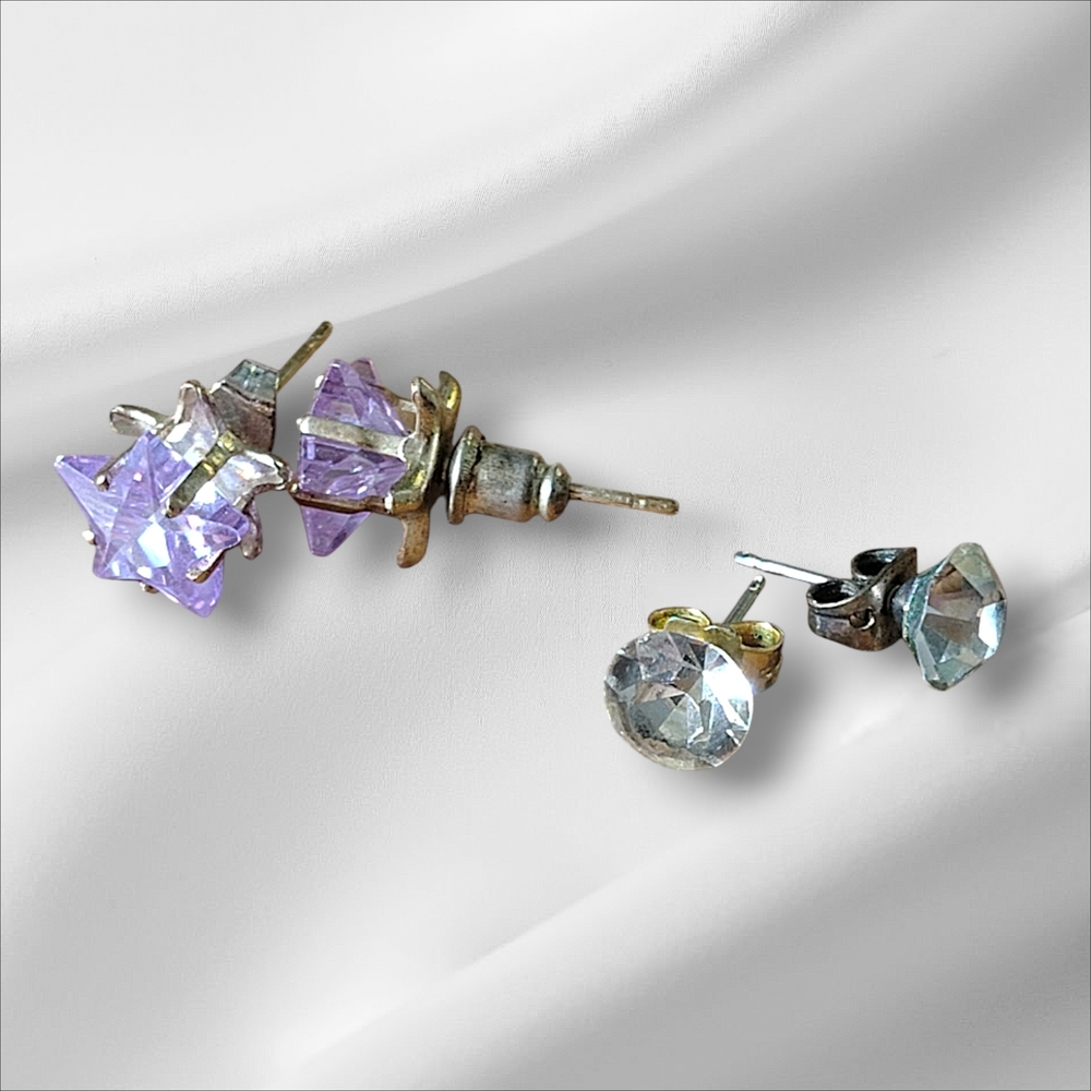 LAVENDER PURPLE STAR STUD EARRINGS AND ROUND CUT CRYSTAL STUD EARRINGS SET - Picture 2 of 7